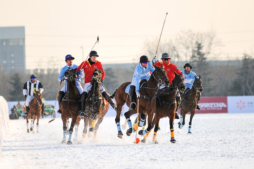 Hong Kong derrotou a Argentina e também se classificou (crédito - Snow Polo World Cup 2016)