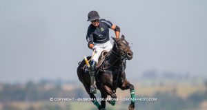 Pedrinho Zacharias com a camisa de Colorado durante temporada brasileira de 2024 (crédito - Marília Lobo / Arquivo 30Jardas)